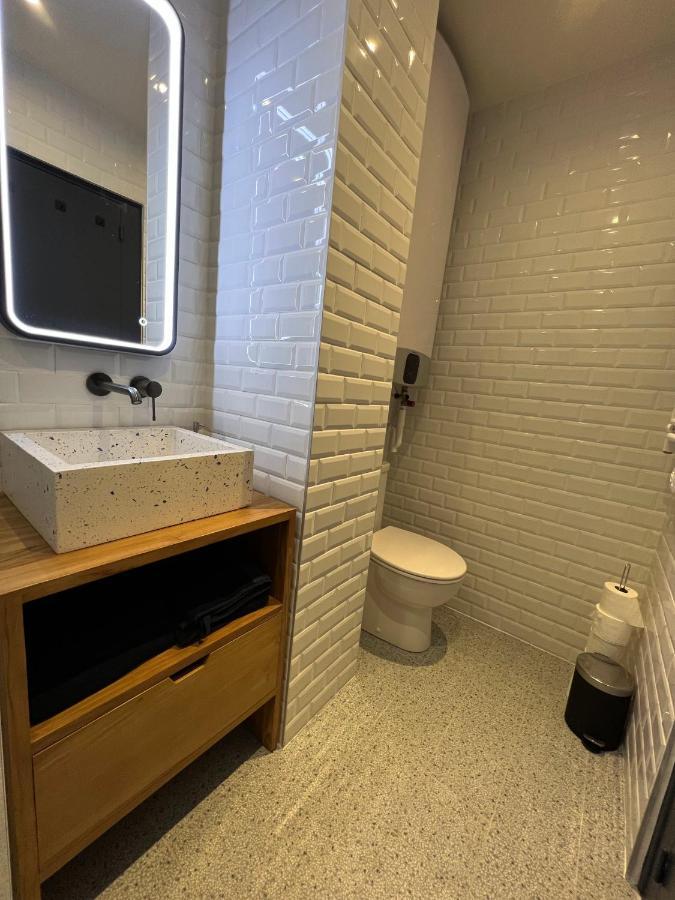 Bright Apt 70M2 In Bayeux Historic Center W Pkg Esterno foto